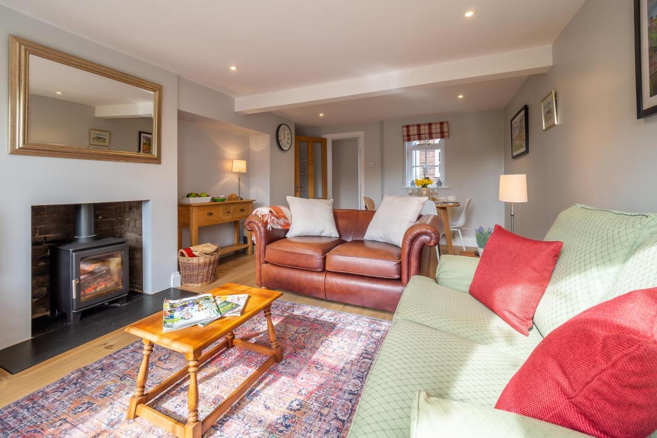 Adorable Cottage With A Log Burner In Heavenly Village - Constable Lodge Nayland エクステリア 写真