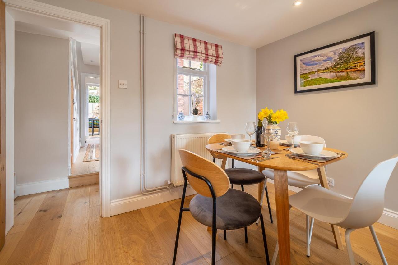 Adorable Cottage With A Log Burner In Heavenly Village - Constable Lodge Nayland エクステリア 写真